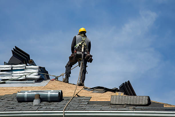 Professional Roof Installation technician working in Walterville, OR